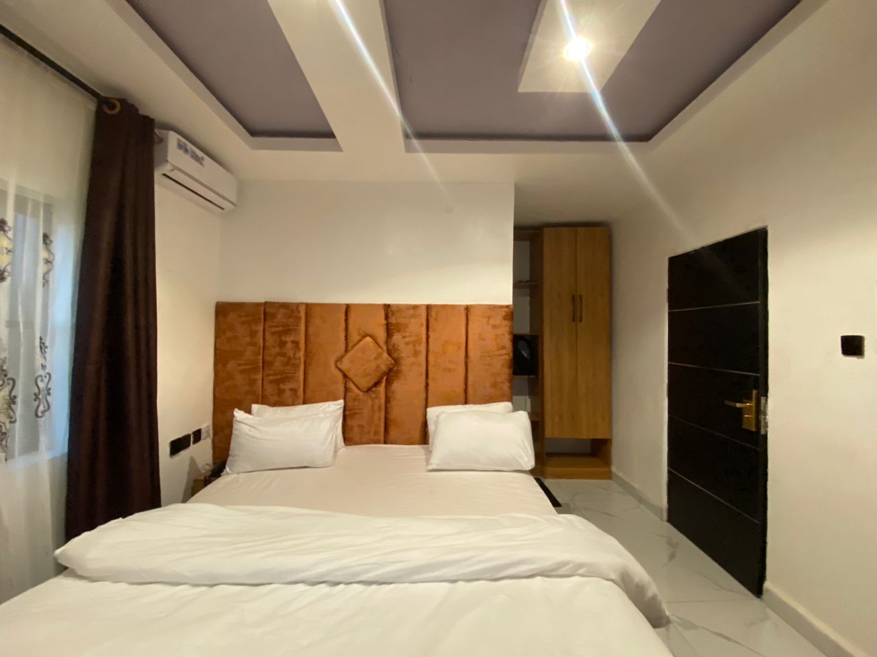 Luxury Suites